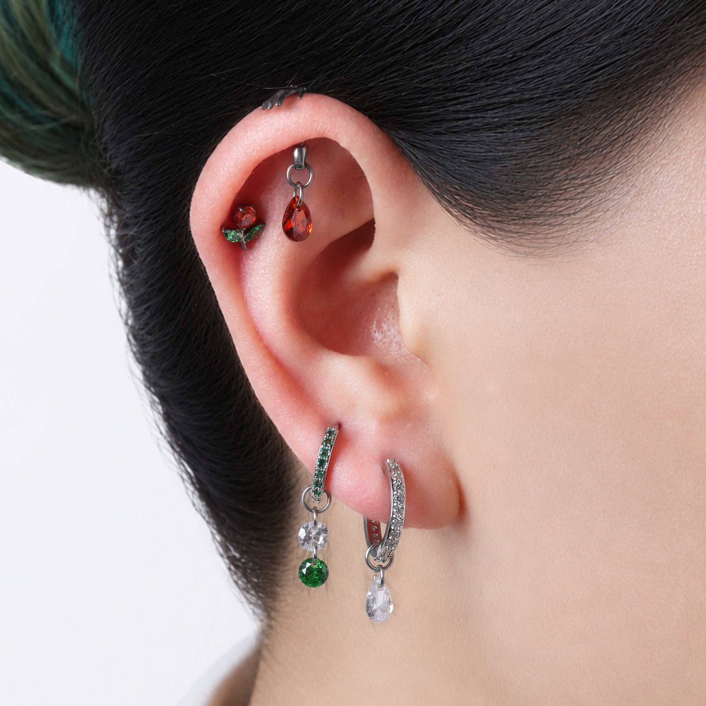 Titanium Rielle Flower Stud
