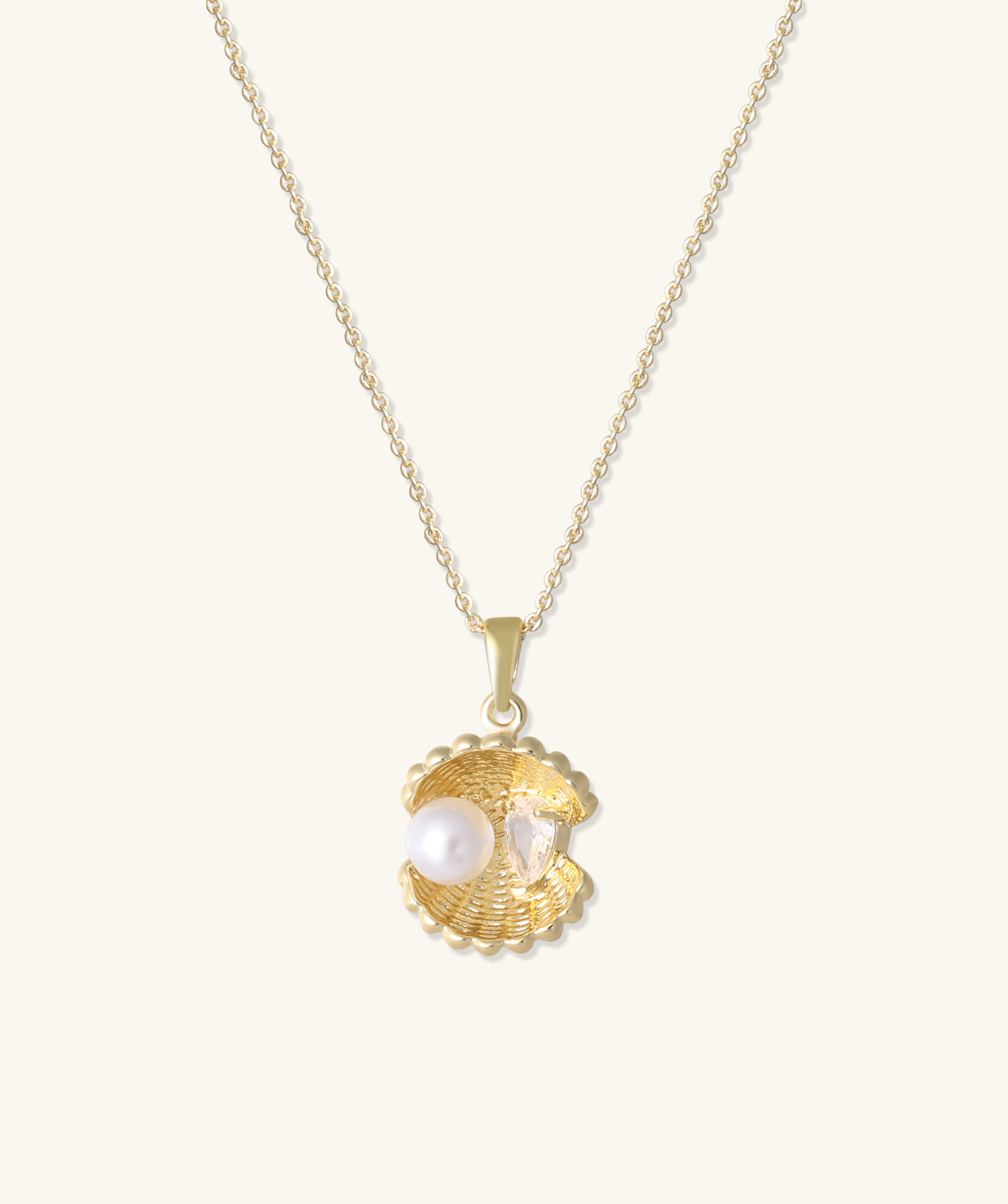 Shell Belle Necklace - Brass - Oumo Jewelry