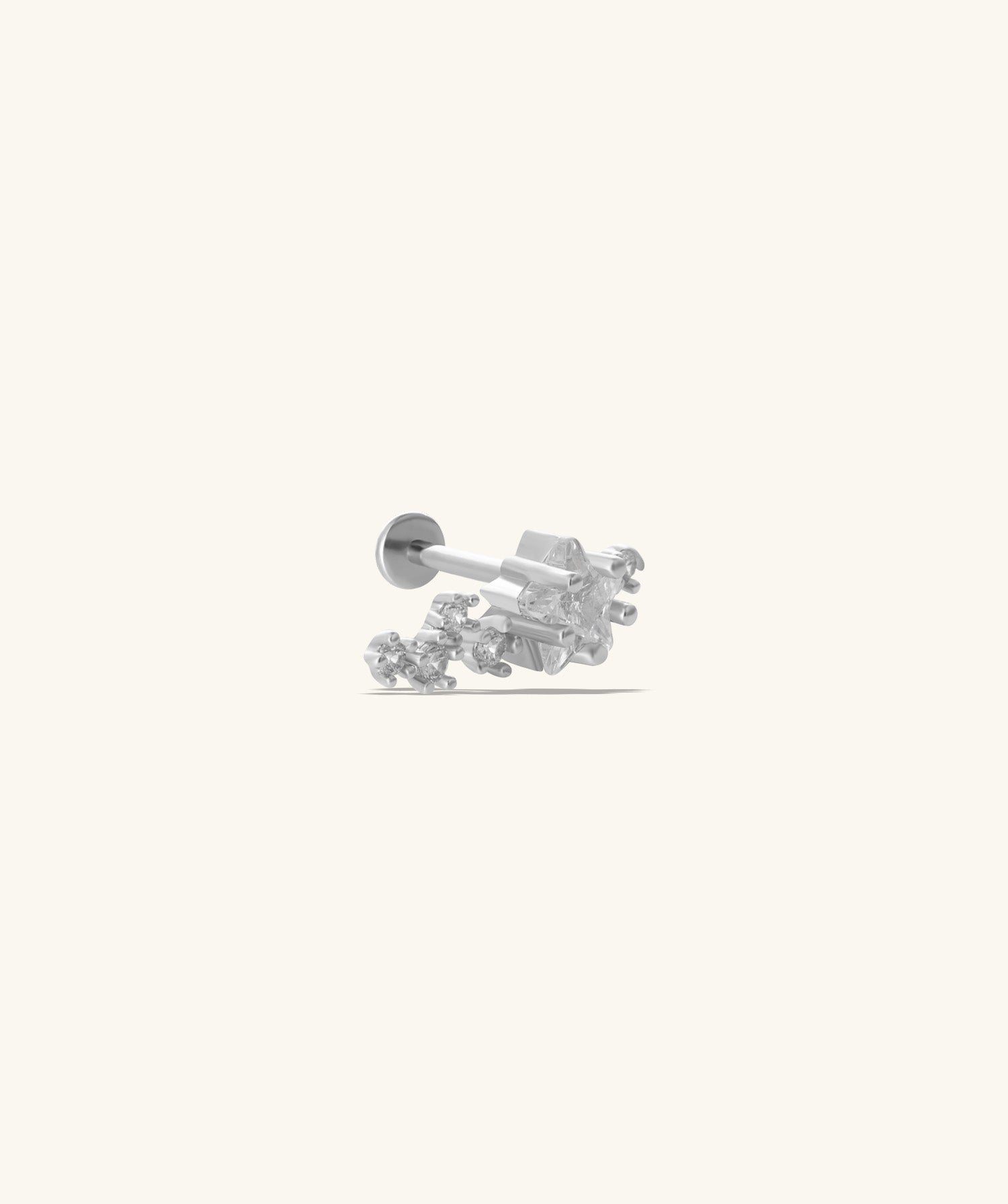 Dazzling Curved Star Flatback Stud - OumoJewelry