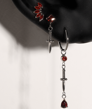 Titanium Vampire’s Kiss Set - OumoJewelry