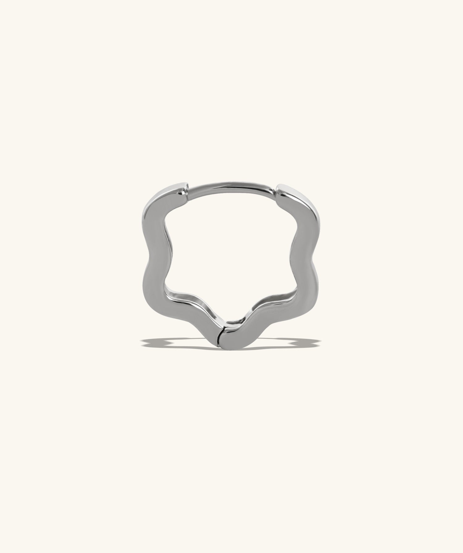 Cute Flower Hoops - OumoJewelry