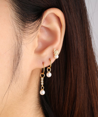 Elegant Pearl Dorp Charm - OumoJewelry