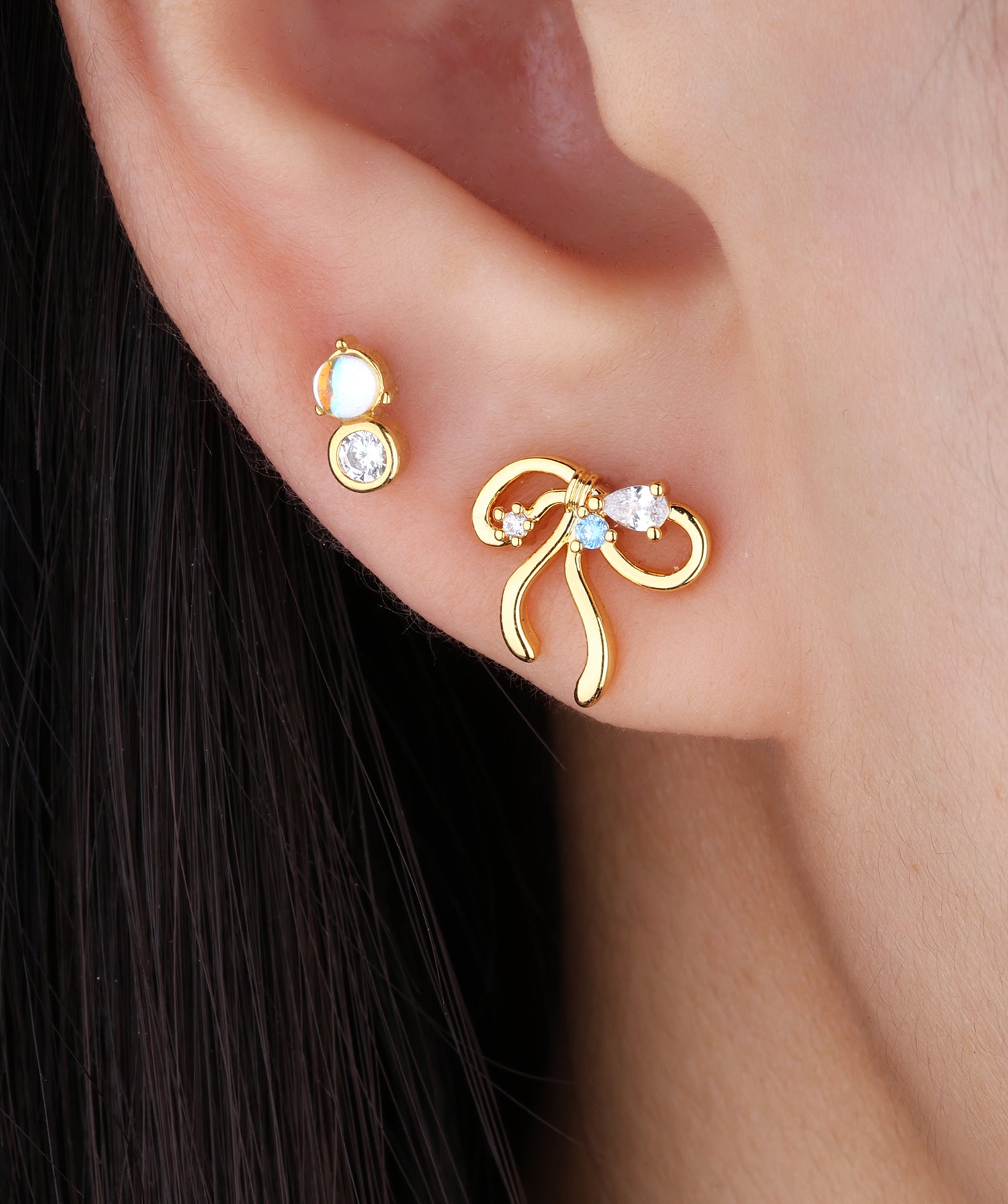 Beautiful Bow Stud - OumoJewelry