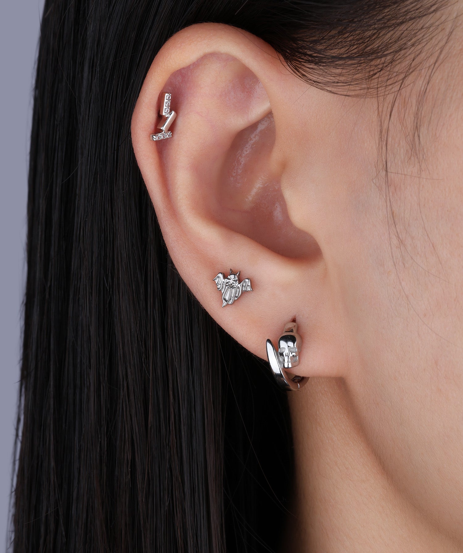 👻 Titanium Cute Ghost Flatback Stud - OumoJewelry