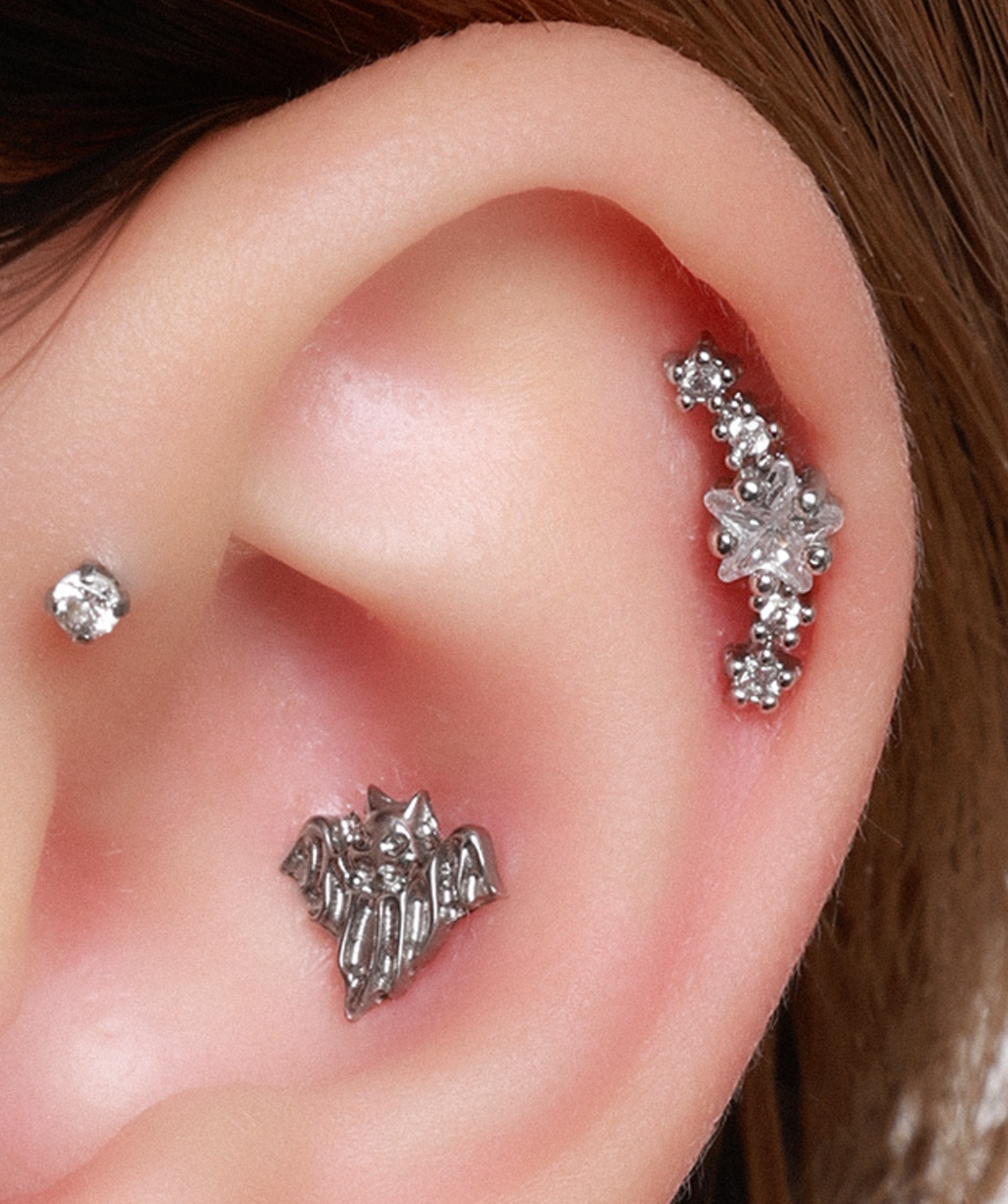 👻 Titanium Cute Ghost Flatback Stud - OumoJewelry