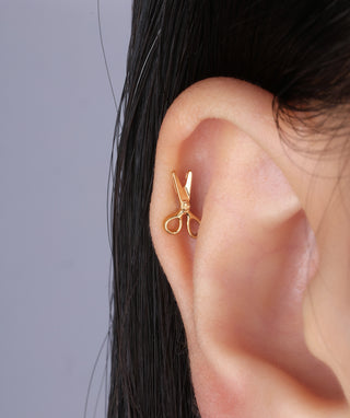 Titanium Scissor Flatback Stud ✂️ - OumoJewelry