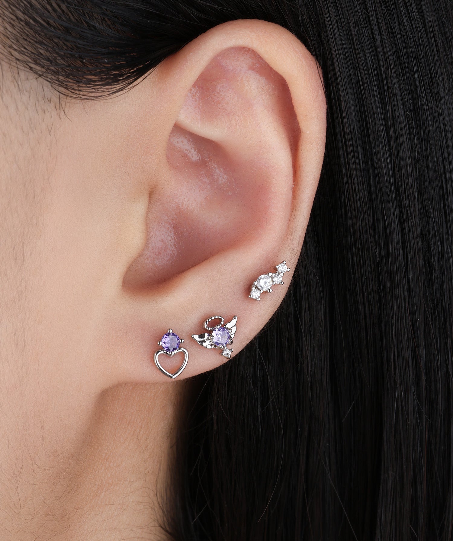 Charming Hollow Heart Stud - OumoJewelry