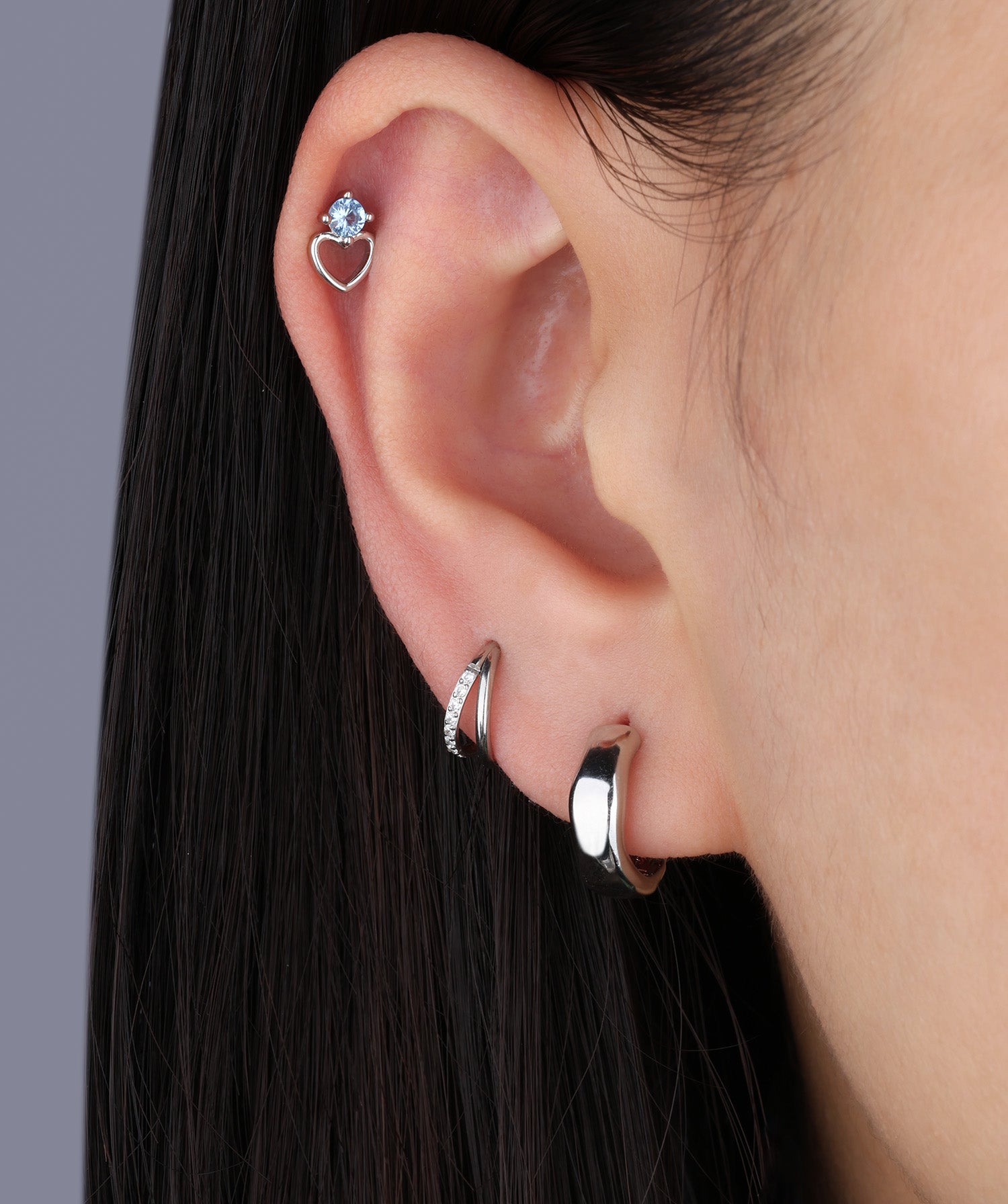 Charming Hollow Heart Stud - OumoJewelry