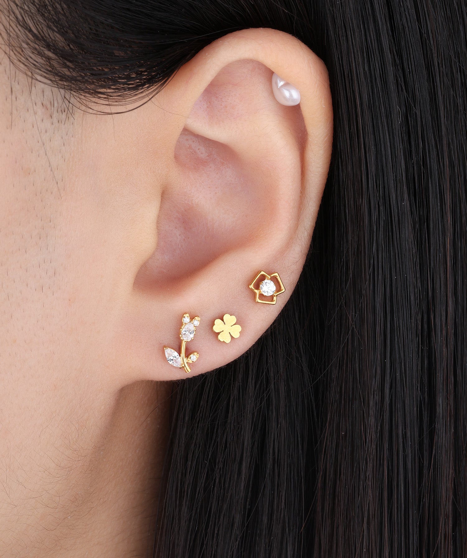 Titanium Cute Tulip Flatback Stud - OumoJewelry