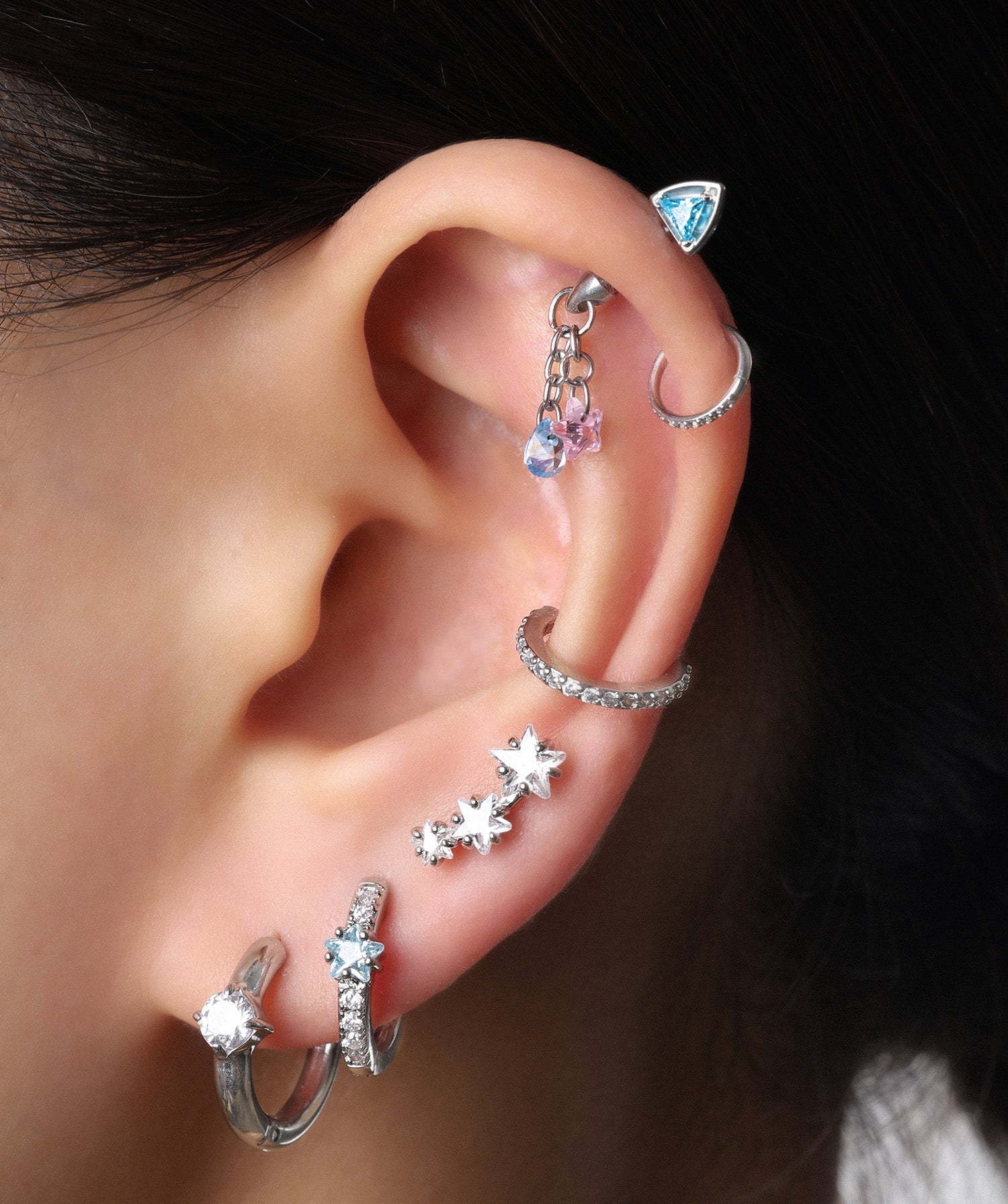 Titanium Dreamy Bunny Vertical Helix Stud