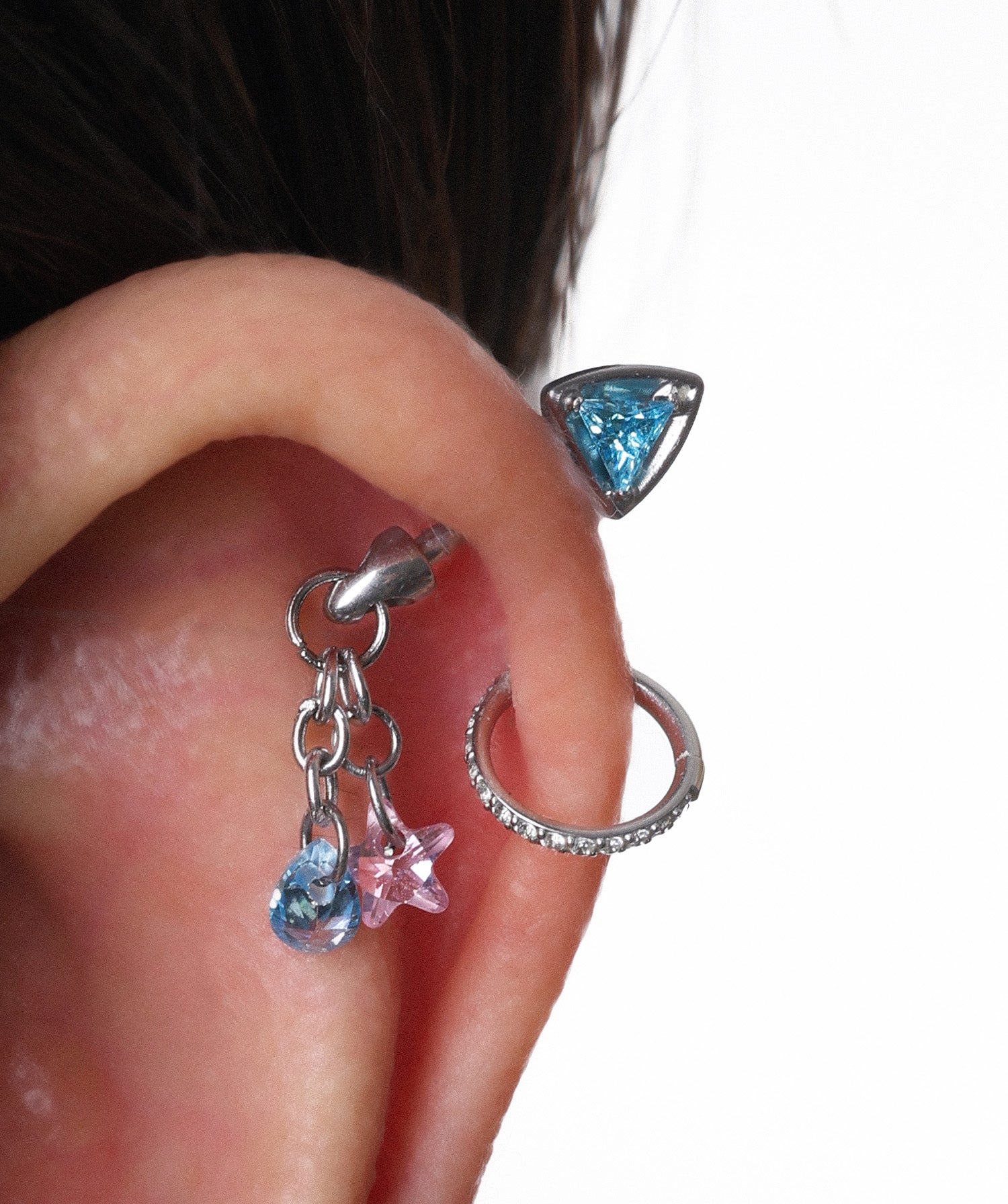 Titanium Dreamy Bunny Vertical Helix Stud