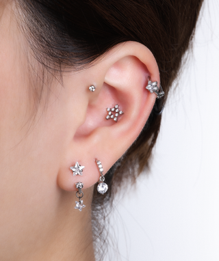 Titanium Stella Horseshoe Ring - OumoJewelry