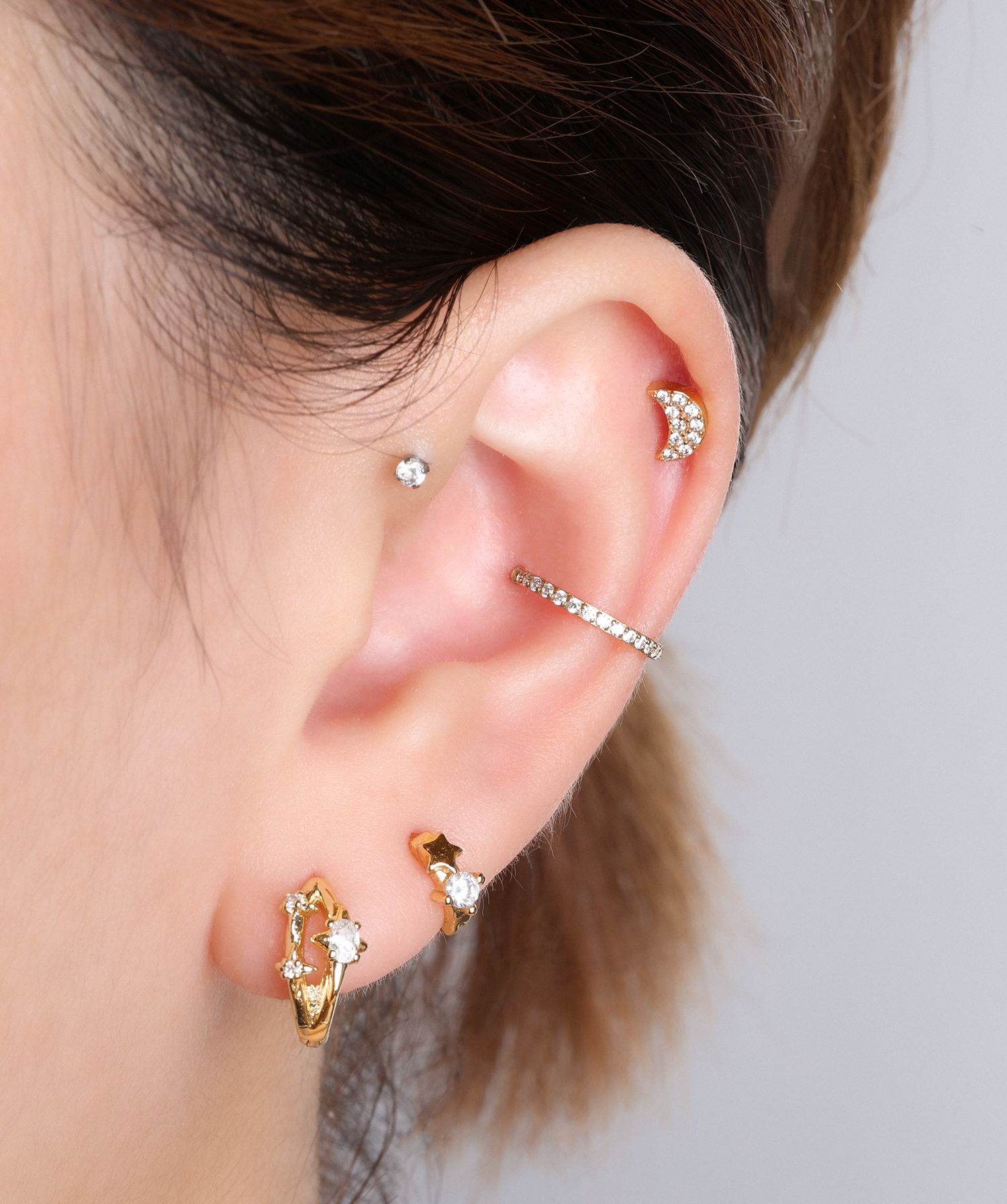 Crescent Stud - OumoJewelry
