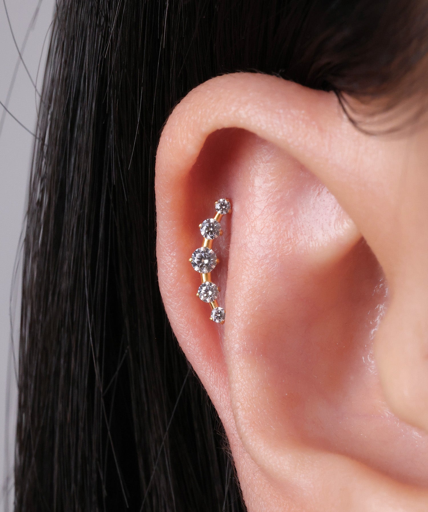 Titanium Curved Gems Flatback Stud - OumoJewelry