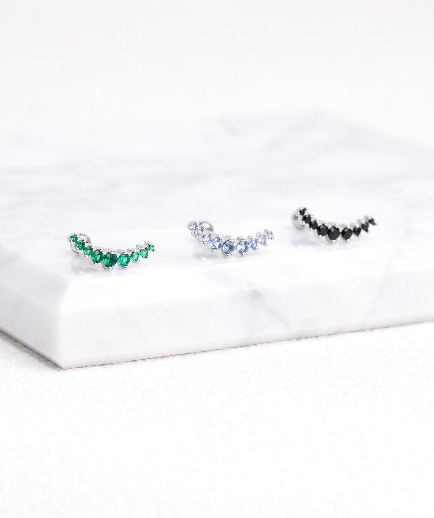 Charm Curved Stud - OumoJewelry