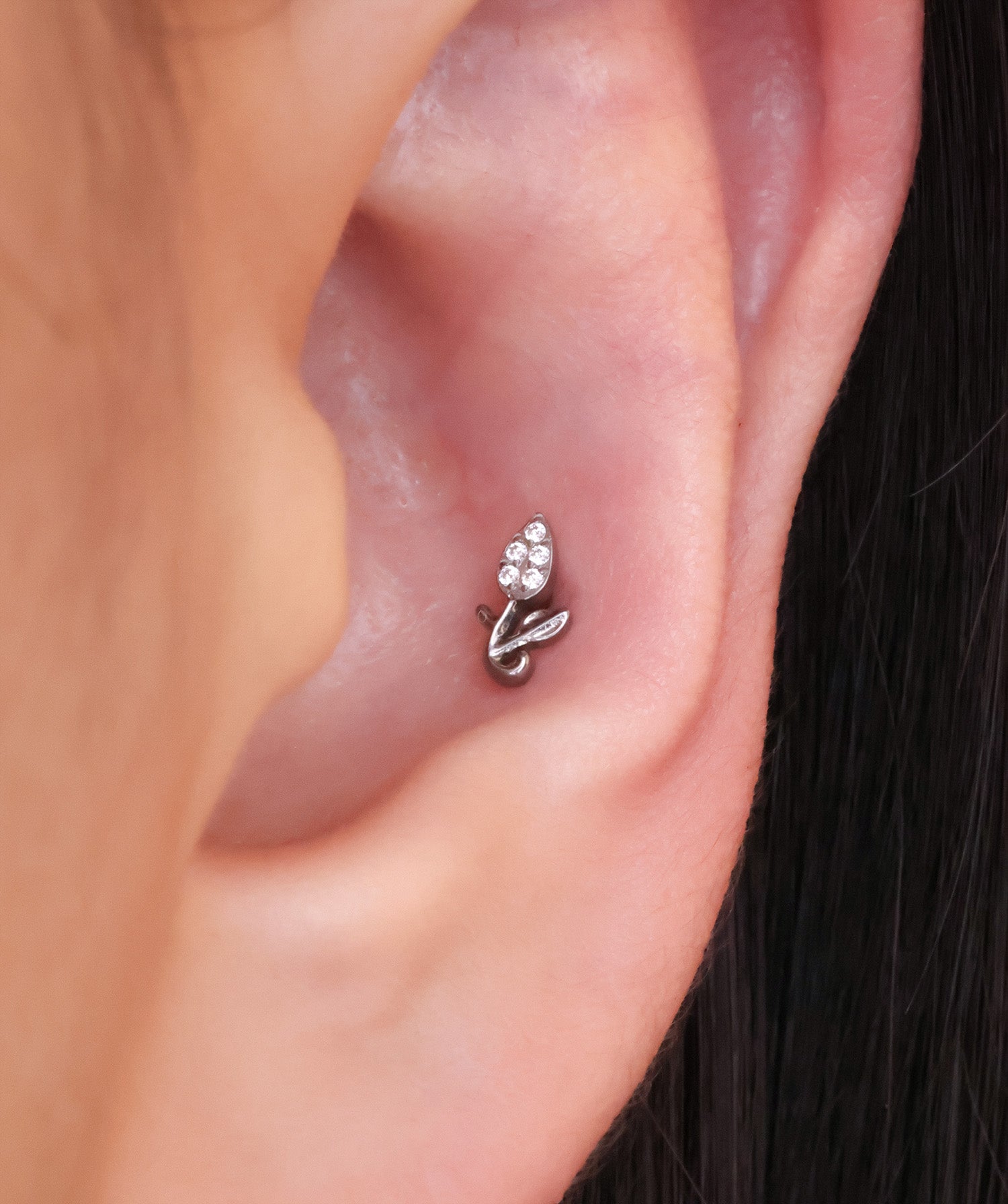 Titanium Tulip Flower Flatback Stud - OumoJewelry
