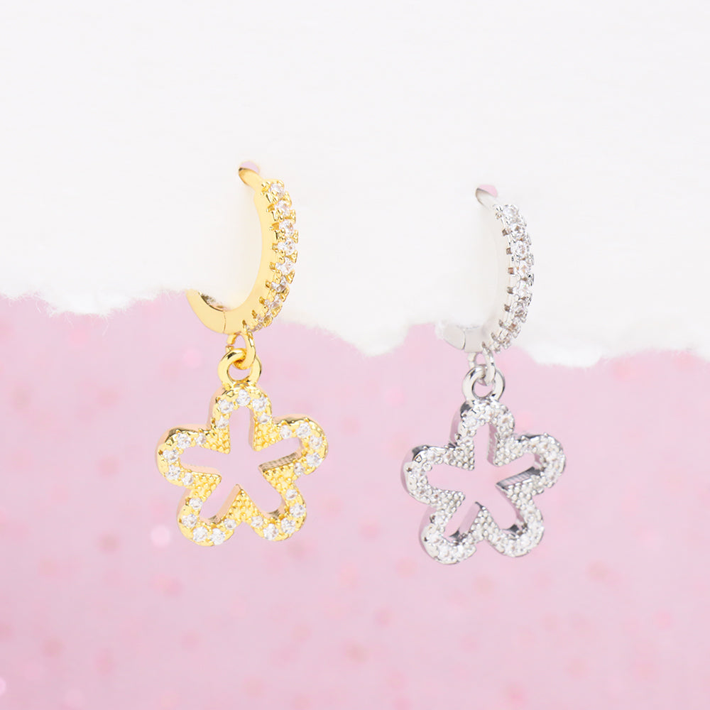 Sparkling Hollow Flower Drops - Brass - Oumo Jewelry