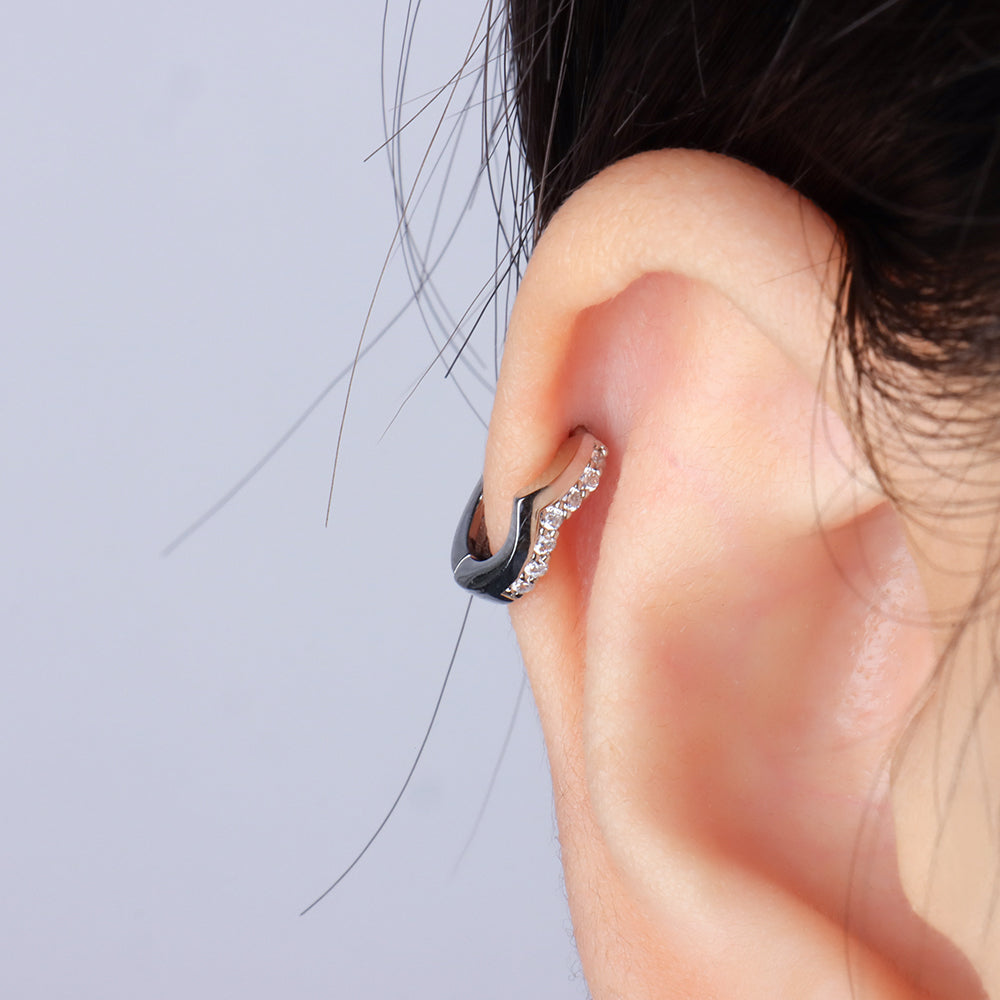 V Shaped Helix Hoop - Stainless Steel - Upper Lobe, Helix - Oumo Jewelry