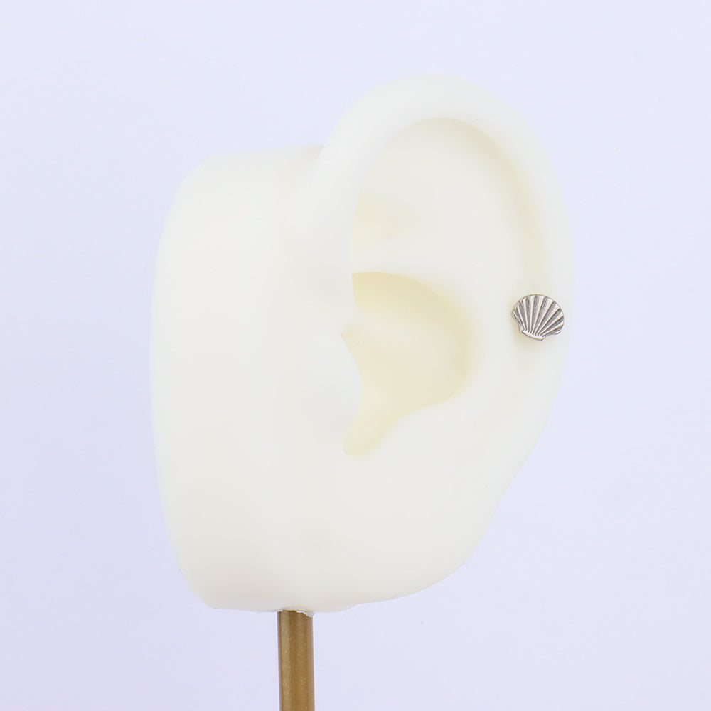 Titanium Shell Flatback Stud - Titanium - Helix, Upper Lobe, Conch - Oumo Jewelry