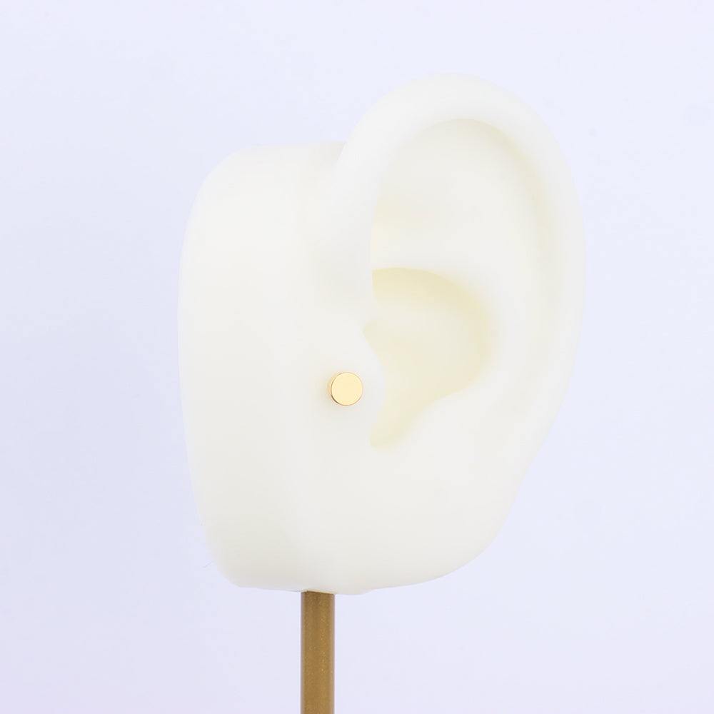 Basic Simple Flatback Stud - Stainless Steel - Helix, Forward Helix, Upper Lobe - Oumo Jewelry