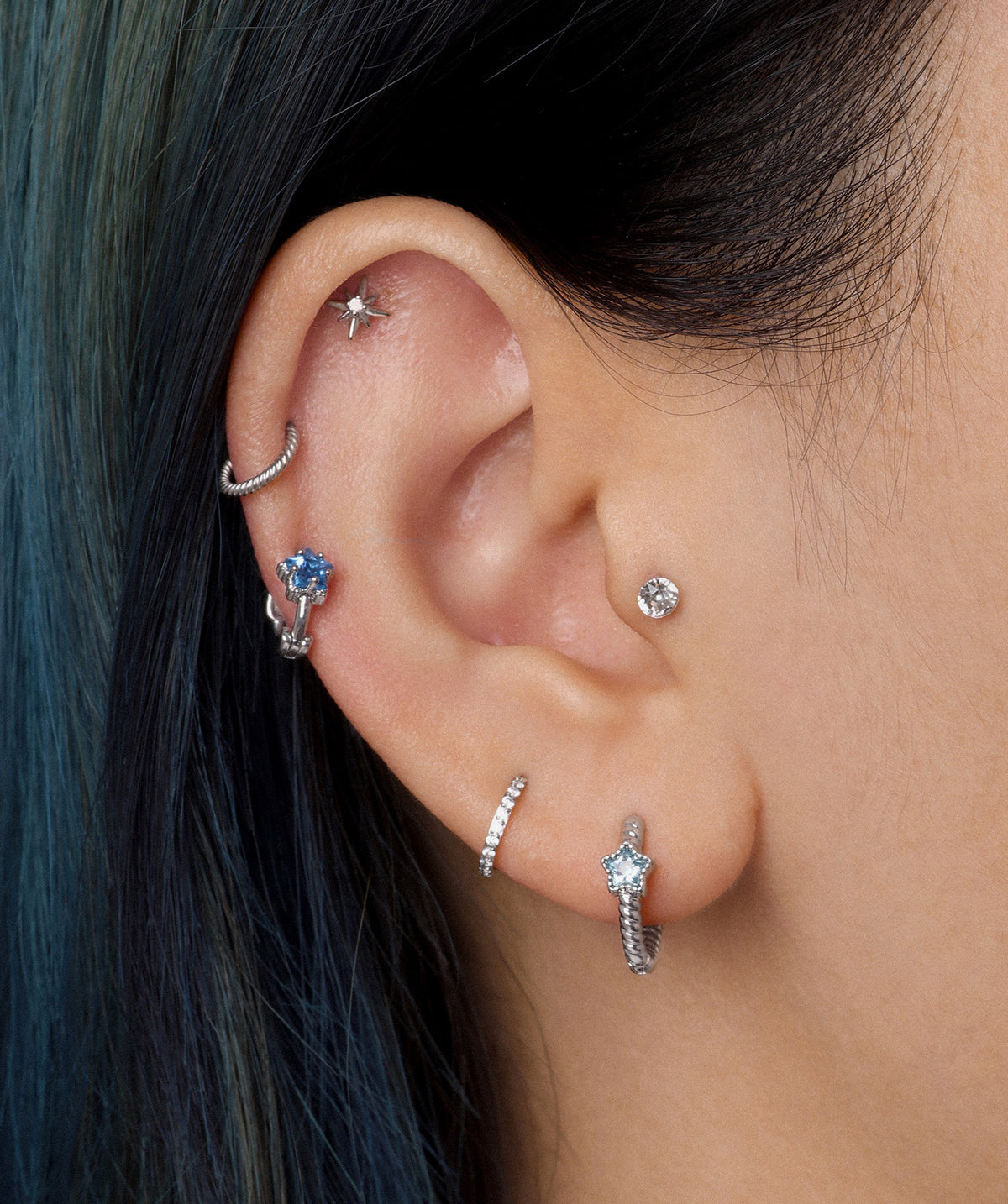 Twist Clicker Hoop - Stainless Steel - Upper Lobe, Helix, Daith - Oumo Jewelry