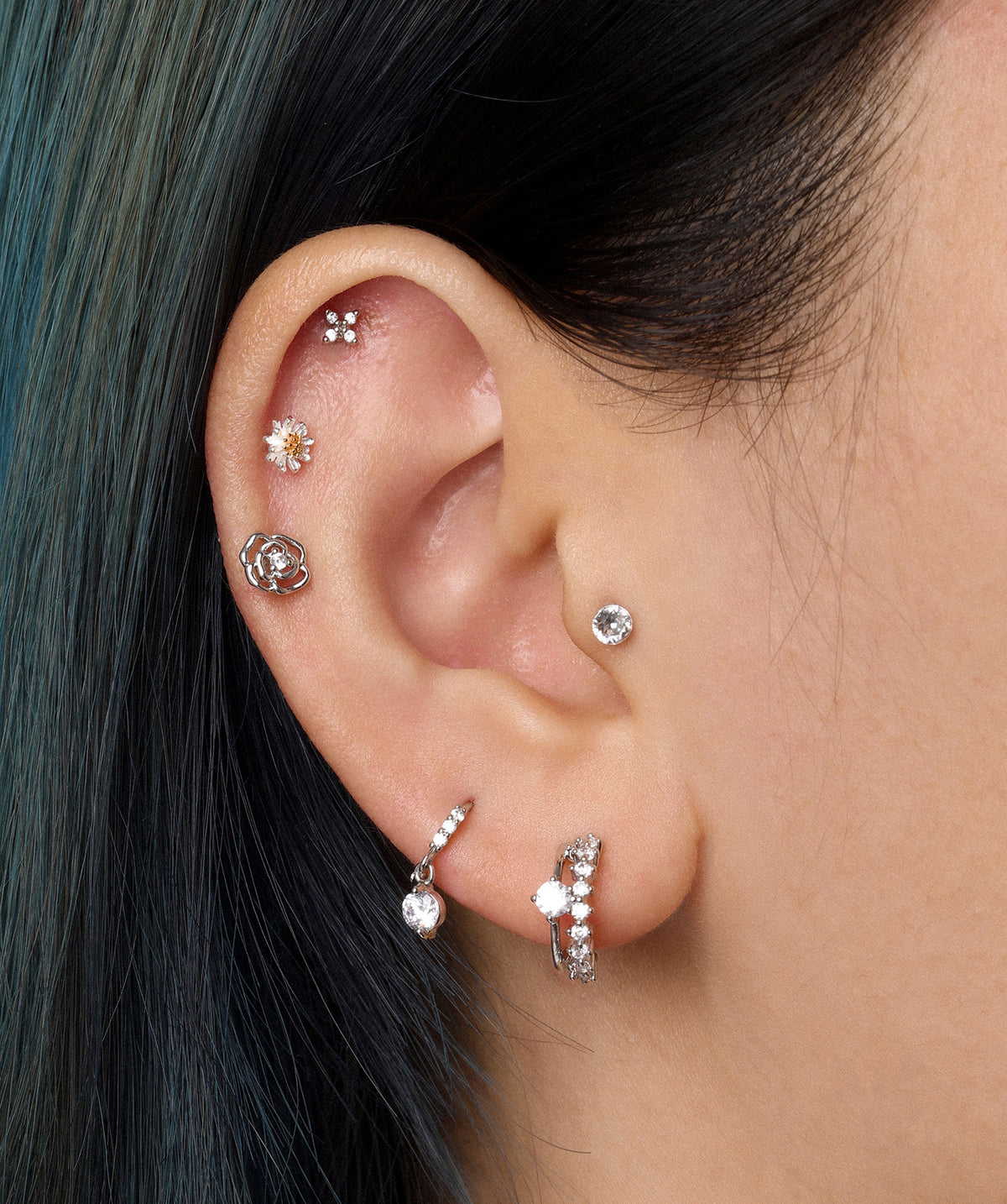 Exquisite Huggie Stud - Stainless Steel - Upper Lobe - Oumo Jewelry