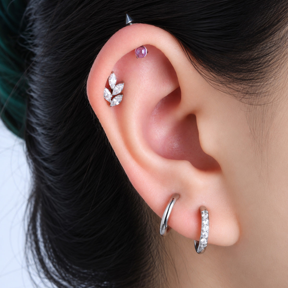 Titanium Leda Vertical Helix - OumoJewelry