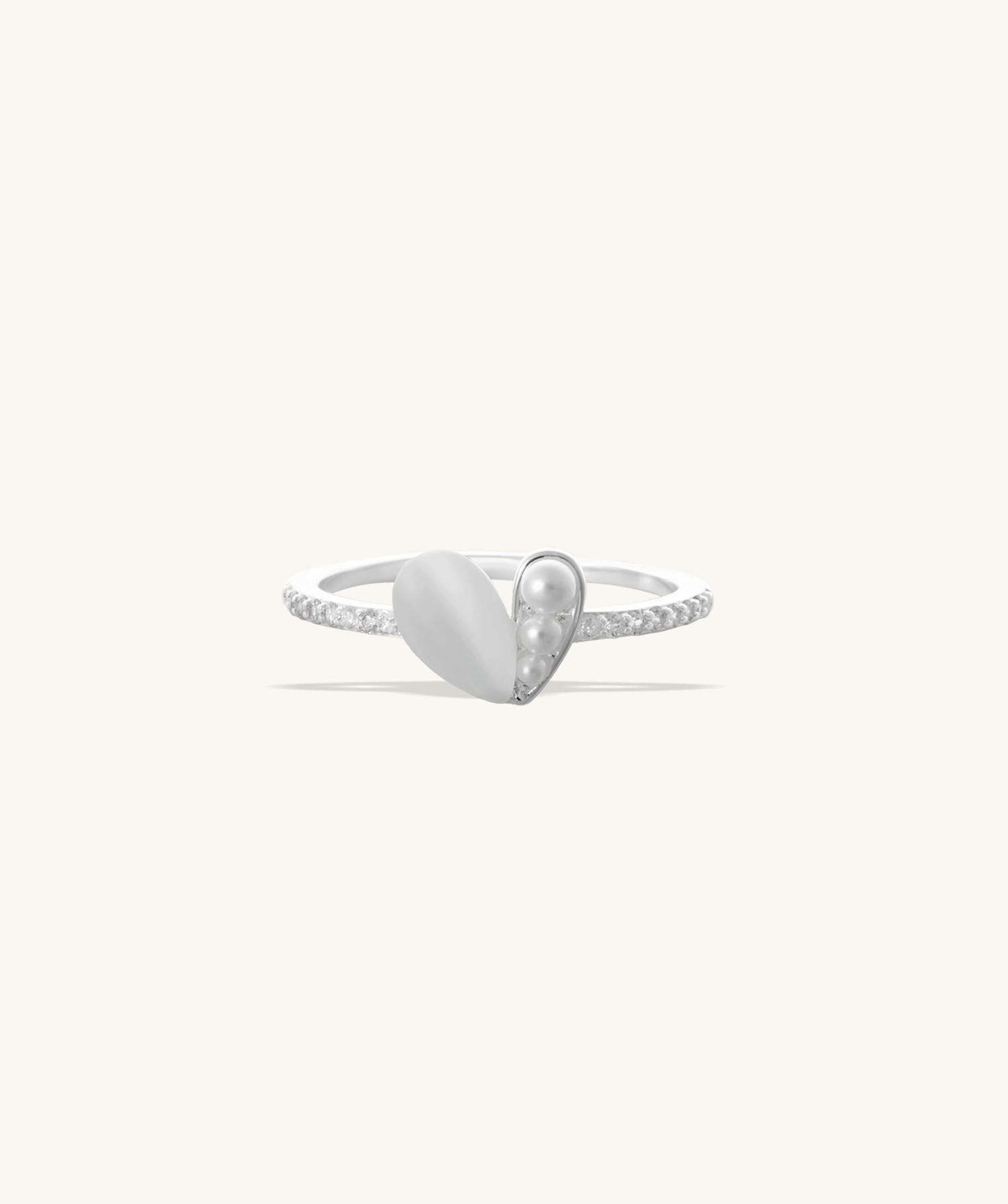 Pearl Heart Ring - Brass - Oumo Jewelry