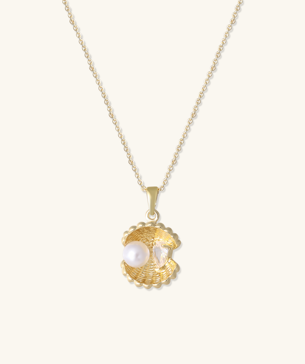 Shell Belle Necklace - Brass - Oumo Jewelry