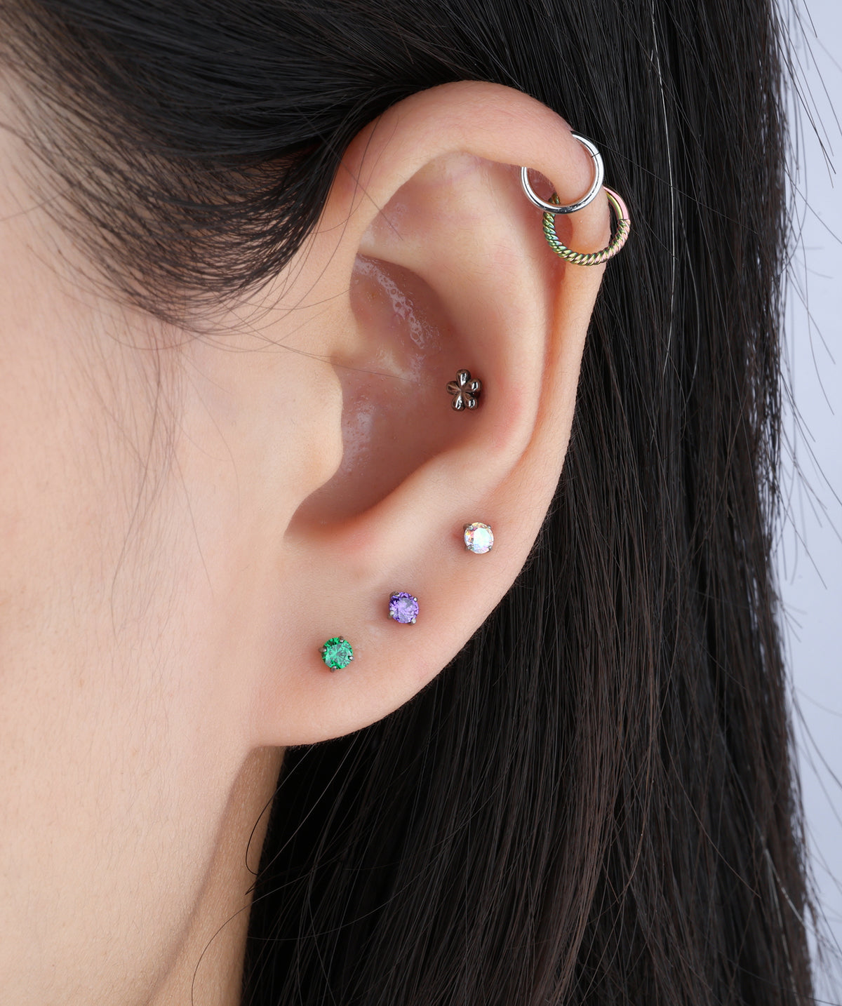 Titanium Threadless Flatback Stud - Titanium - Helix, Forward Helix, Upper Lobe - Oumo Jewelry