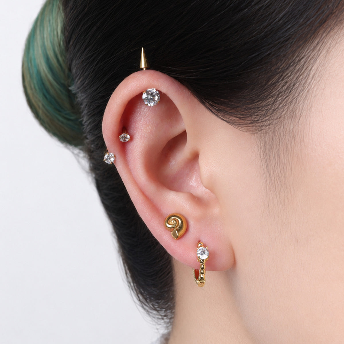 Titanium Spike Gem Vertical Stud - Titanium - Vertical Helix - Oumo Jewelry