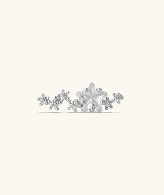 Dazzling Curved Star Flatback Stud - OumoJewelry