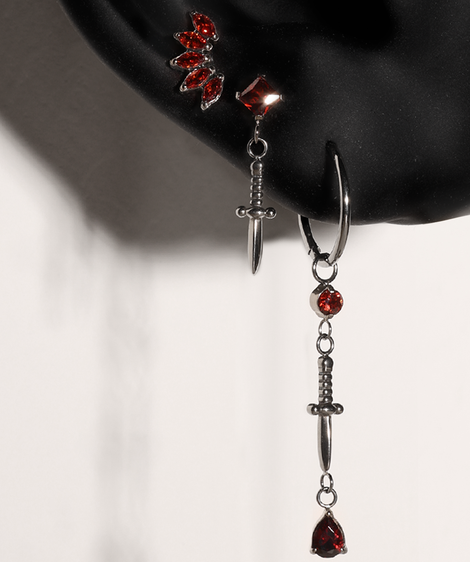 Titanium Vampire’s Kiss Set - OumoJewelry