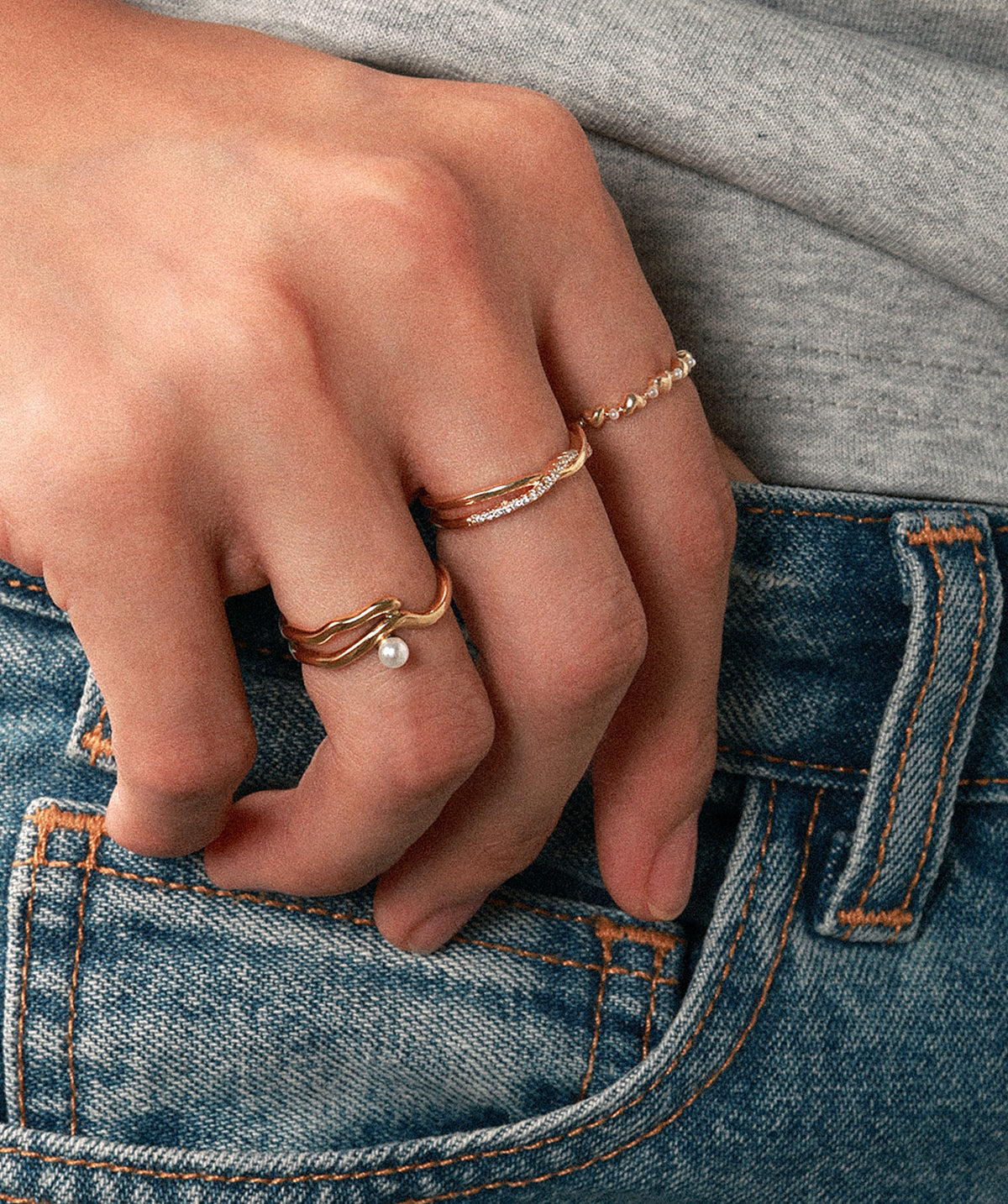Twinkling Knot Ring - Brass - Oumo Jewelry