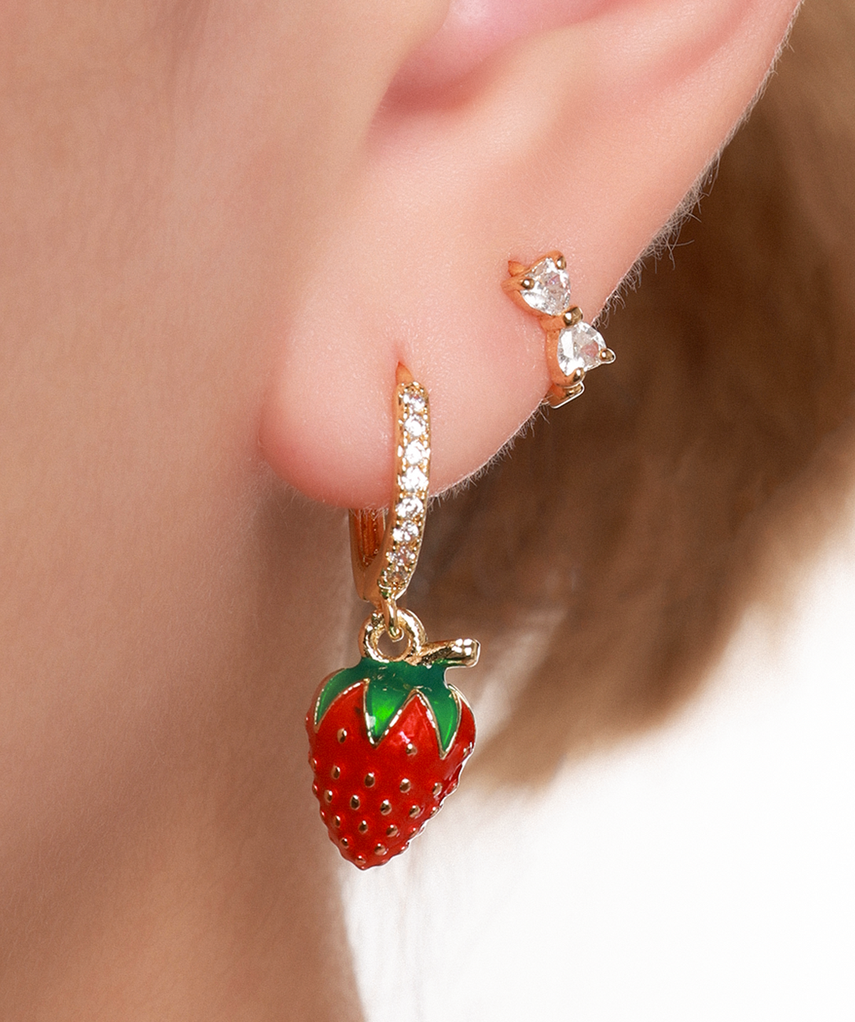 Strawberry Charm - Brass - Oumo Jewelry
