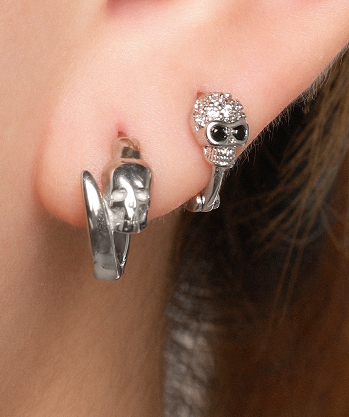 Skull Hoop - Stainless Steel - Upper Lobe, Helix - Oumo Jewelry