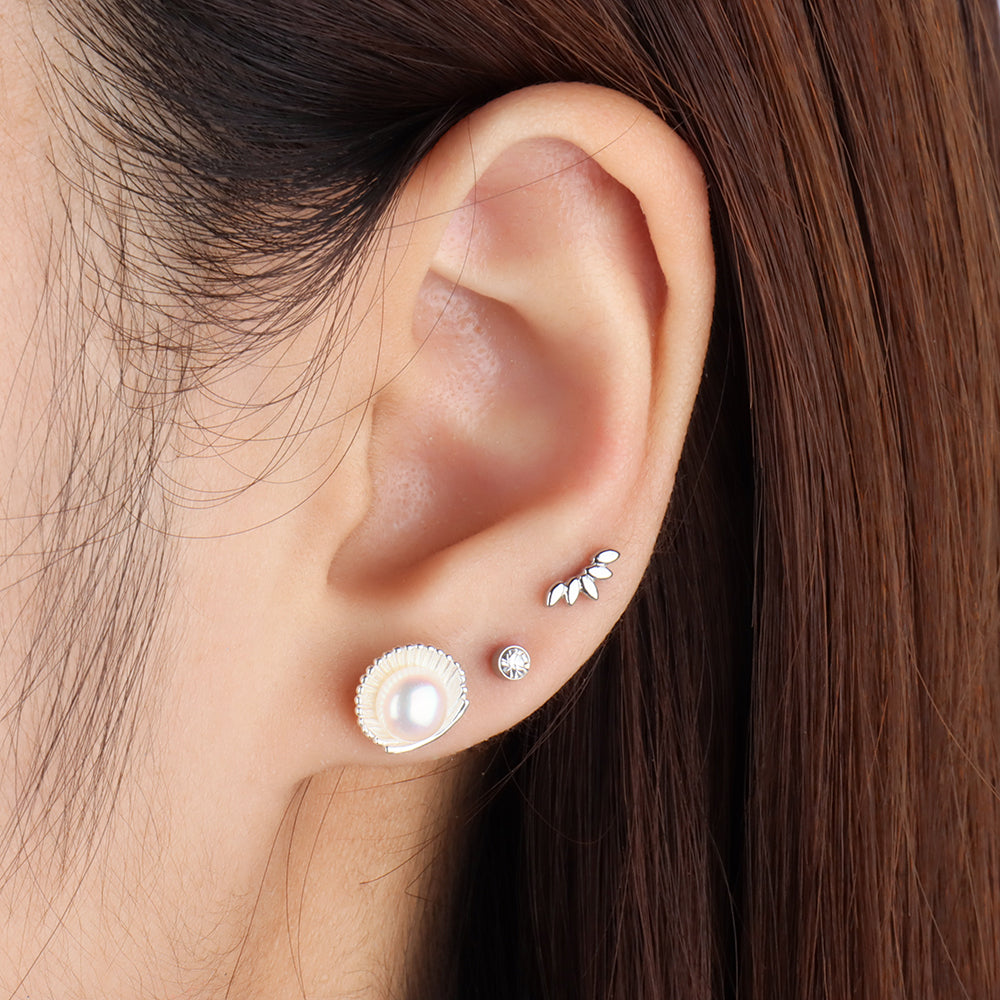 Leaf Stud - Stainless Steel - Upper Lobe, Helix, Flat - Oumo Jewelry