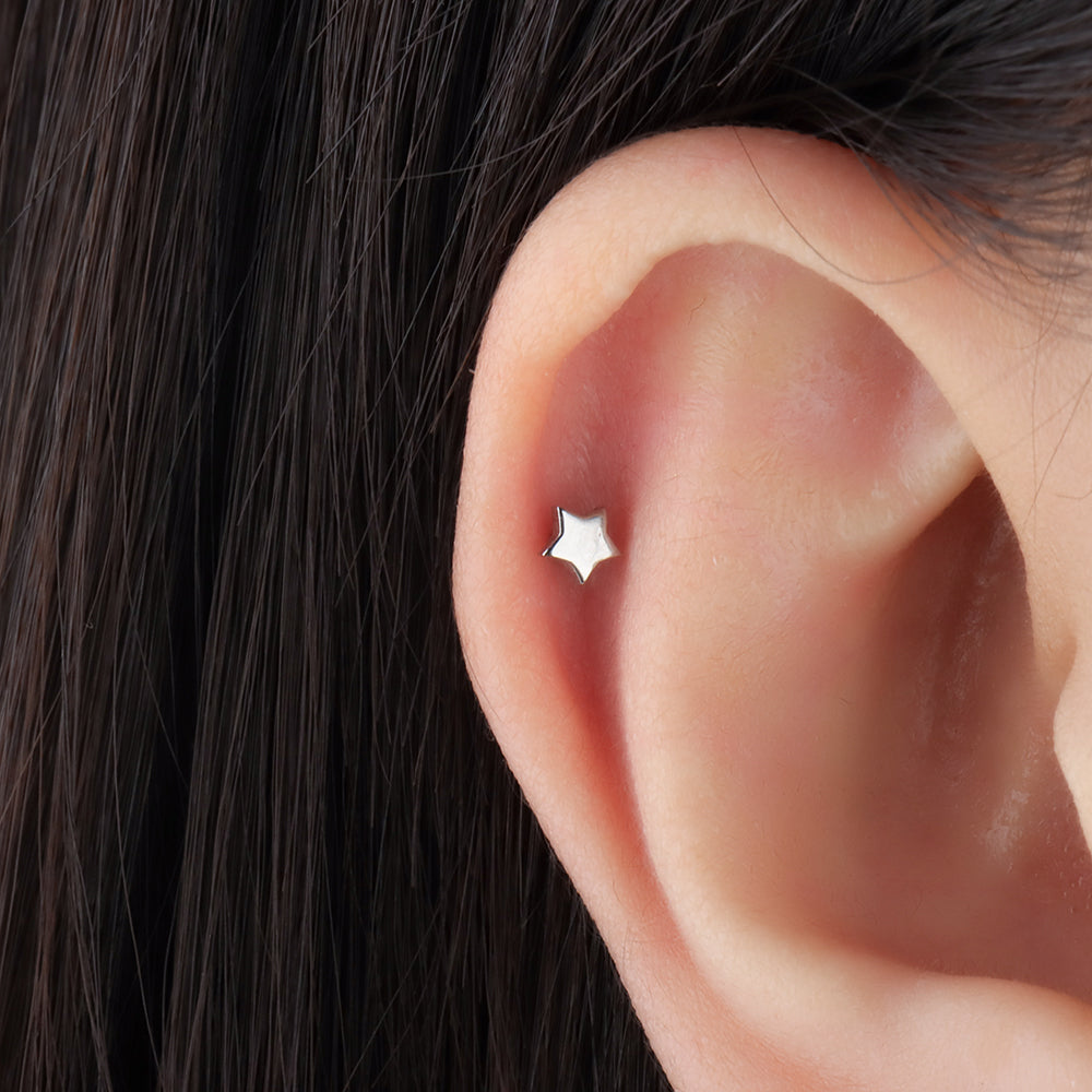 Simple Little Star Stud - Stainless Steel - Upper Lobe, Helix, Flat - Oumo Jewelry