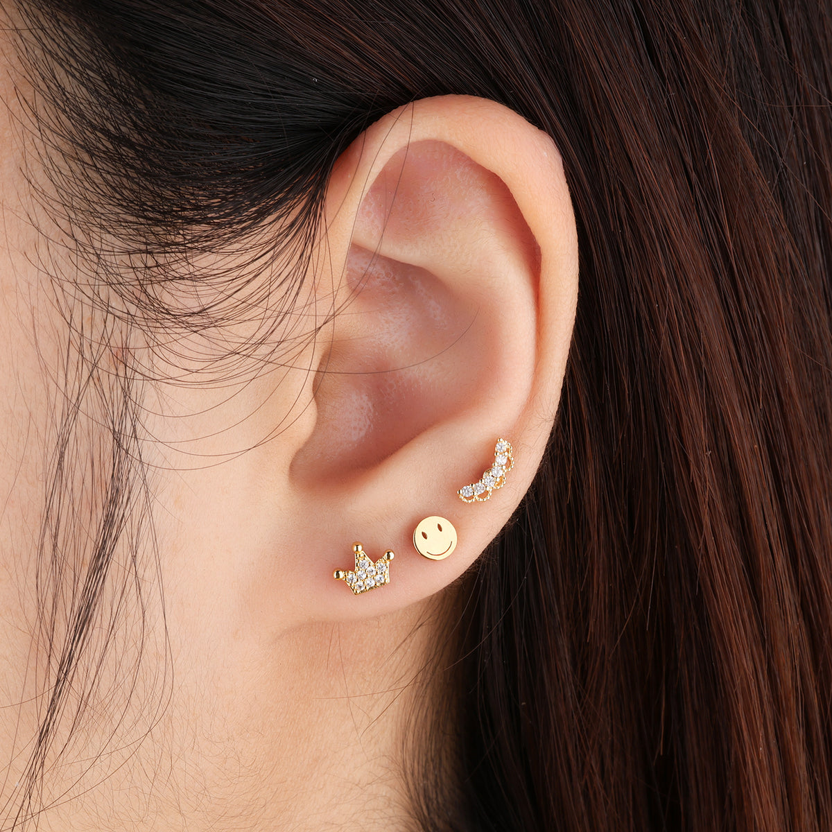 Simple Smile Stud - Stainless Steel - Upper Lobe, Helix, Flat - Oumo Jewelry