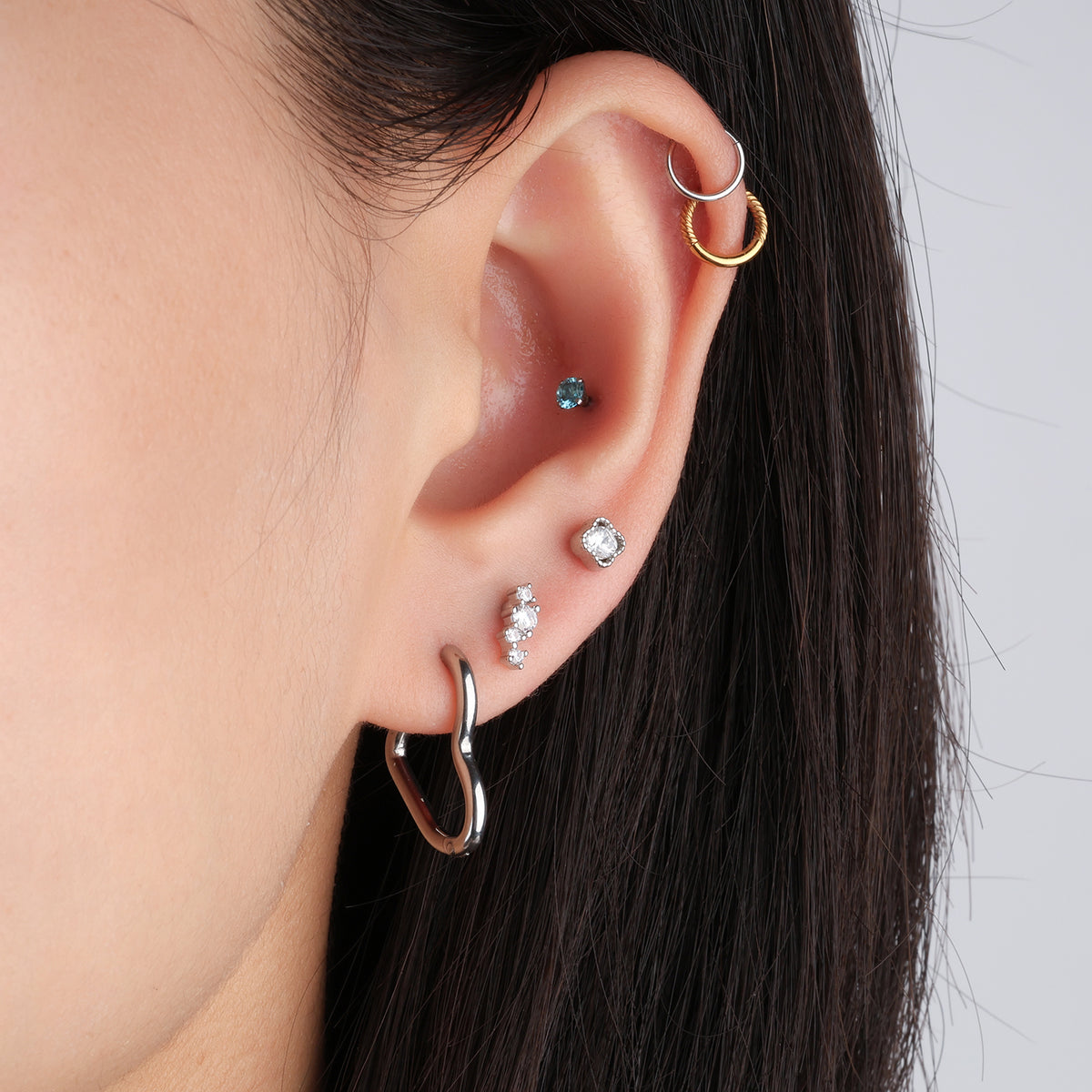 Simple Love Hoops - Stainless Steel - Oumo Jewelry
