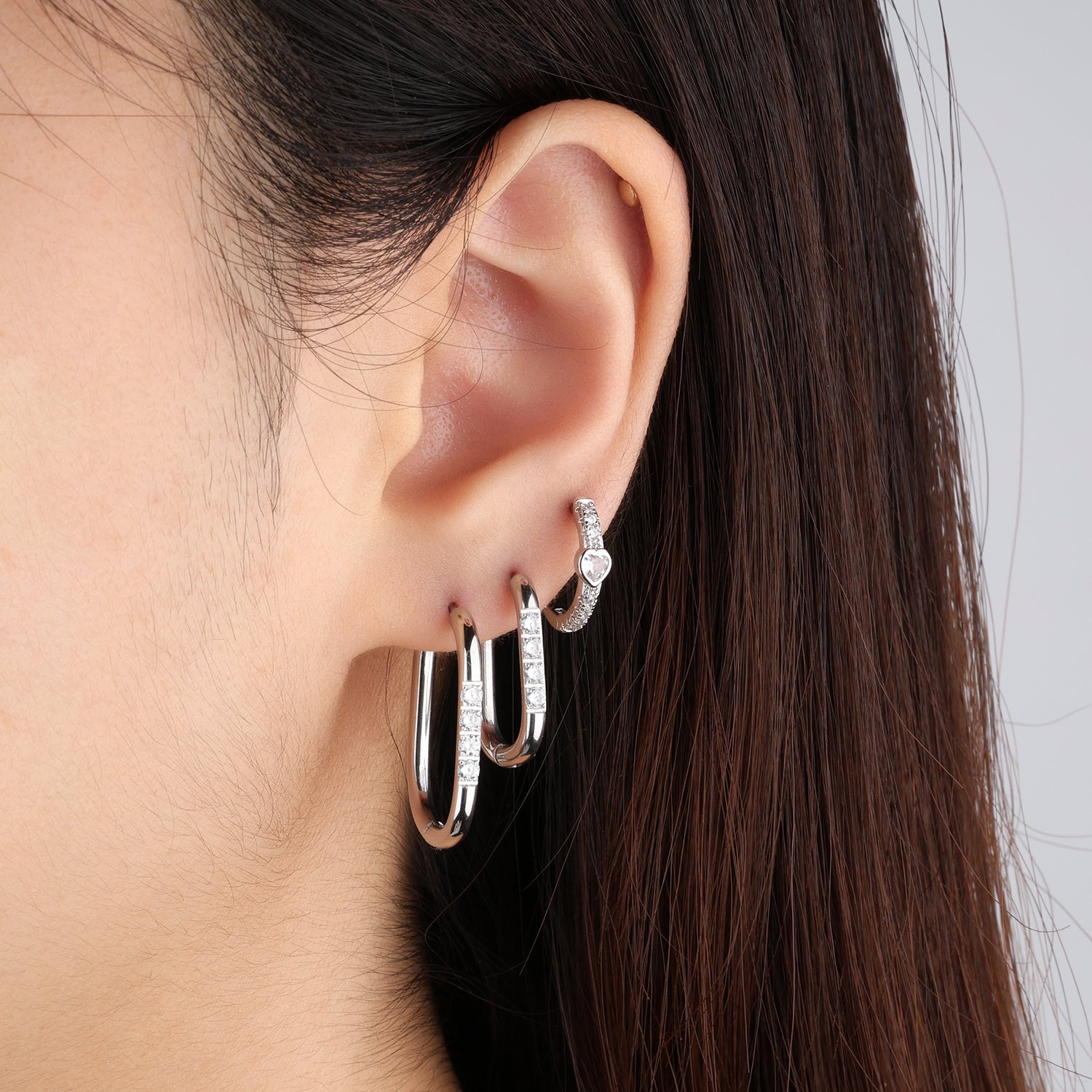 U-Shaped Hoops - OhmoJewelry