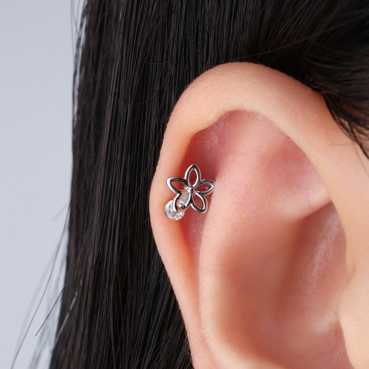 Elegant Flower Gemstone Stud - Stainless Steel - Upper Lobe, Helix - Oumo Jewelry