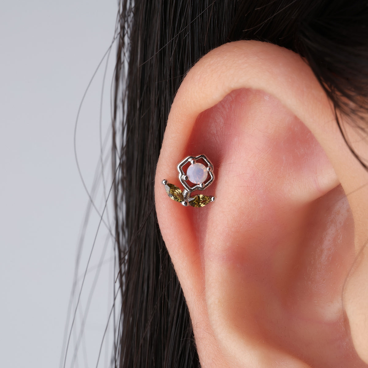 Charm Flower Stud - Stainless Steel - Upper Lobe, Helix - Oumo Jewelry