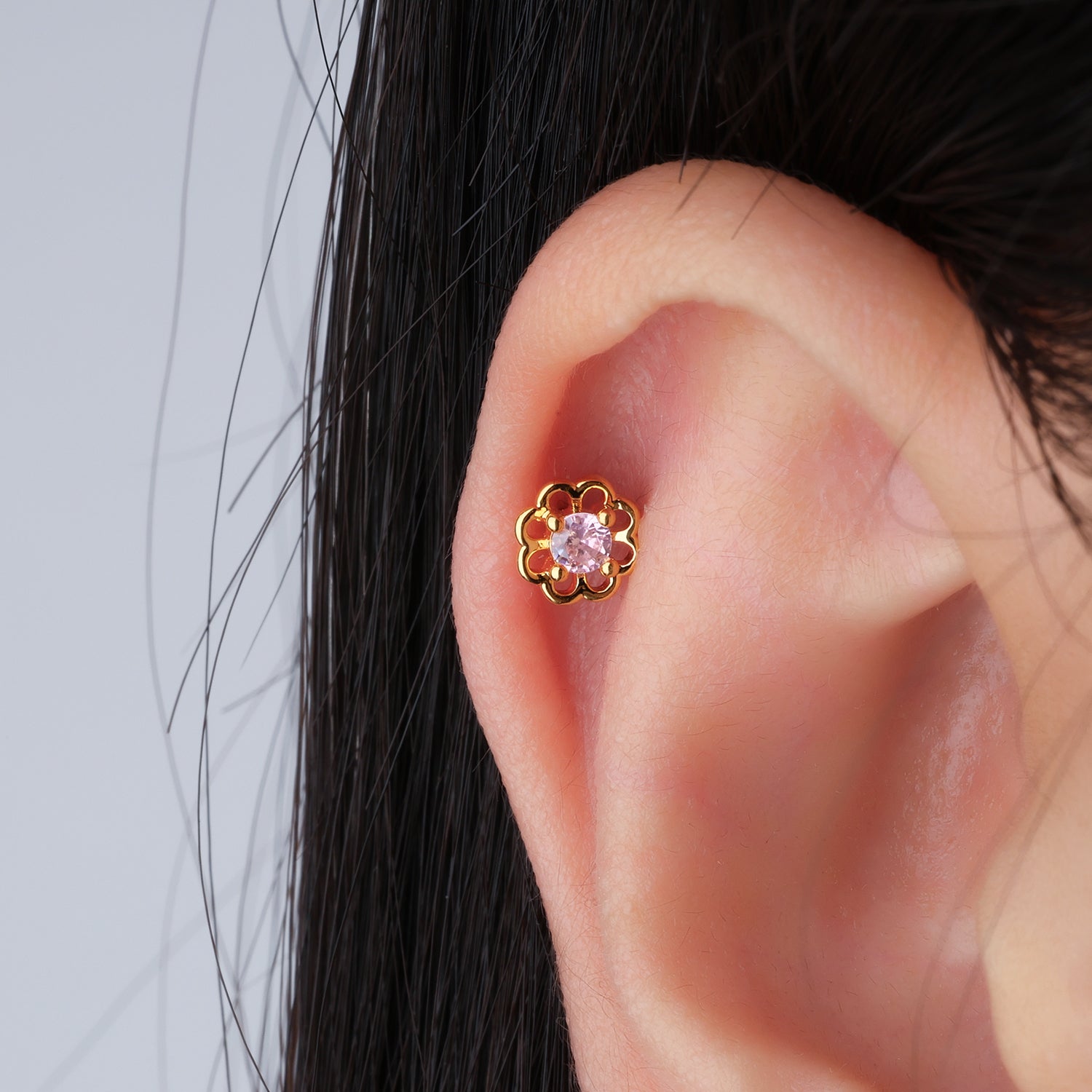 优化待上架 Hollow Flower Stud - OhmoJewelry