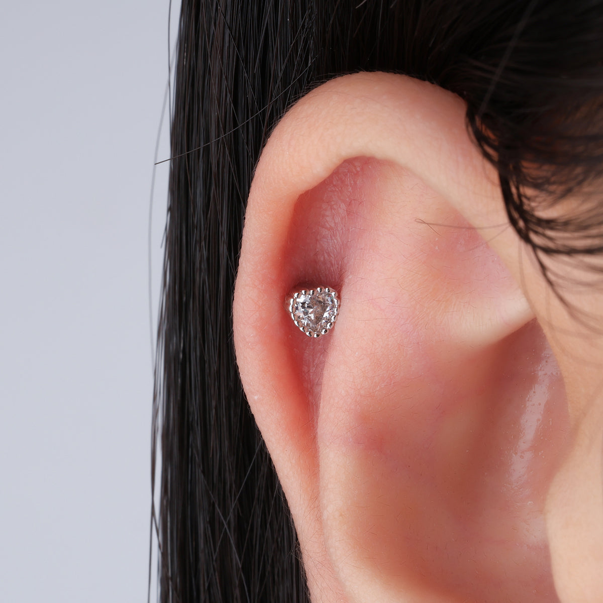 Sparkly Heart Stud - Stainless Steel - Upper Lobe, Helix, Flat - Oumo Jewelry