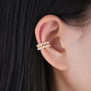 Exquisite Pearl Ear Cuff - OumoJewelry