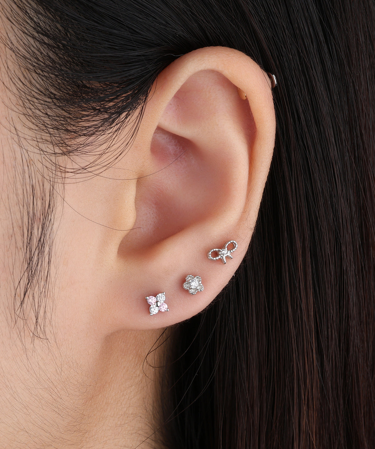 Charm Flower Stud - Stainless Steel - Upper Lobe, Helix, Flat - Oumo Jewelry