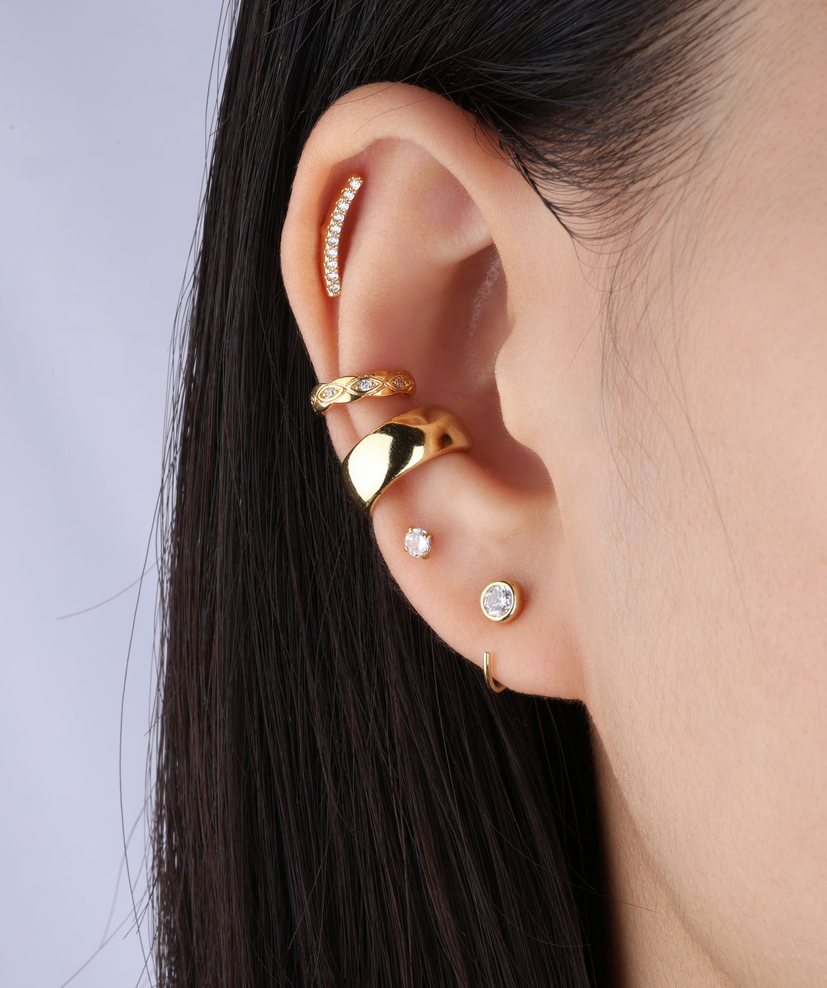 Sparkly Curved Stud - Stainless Steel - Upper Lobe, Helix, Flat - Oumo Jewelry