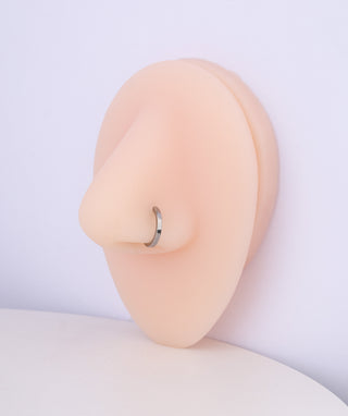 Titanium Simple Clicker Hoop - OumoJewelry