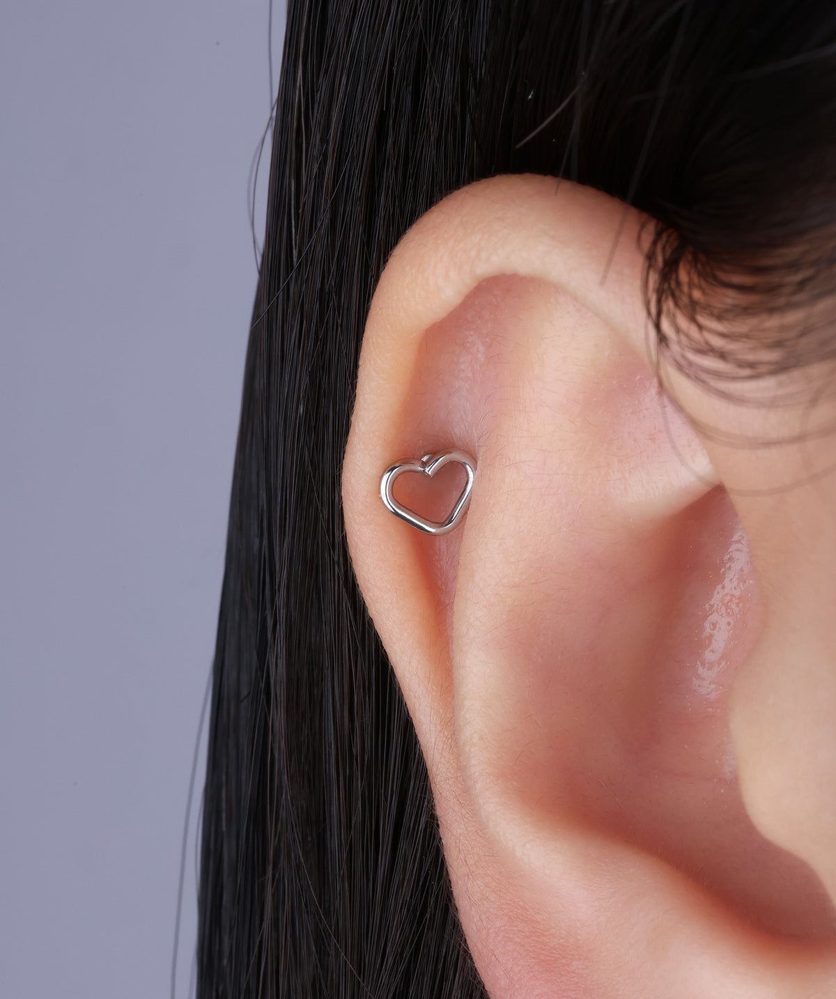 Simple Hollow Heart Flatback Stud - Stainless Steel - Helix, Upper Lobe, Conch - Oumo Jewelry